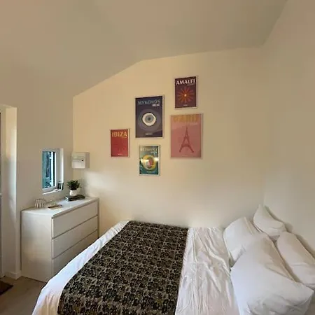 Brand New Tiny House W Garden * Saint-Cloud